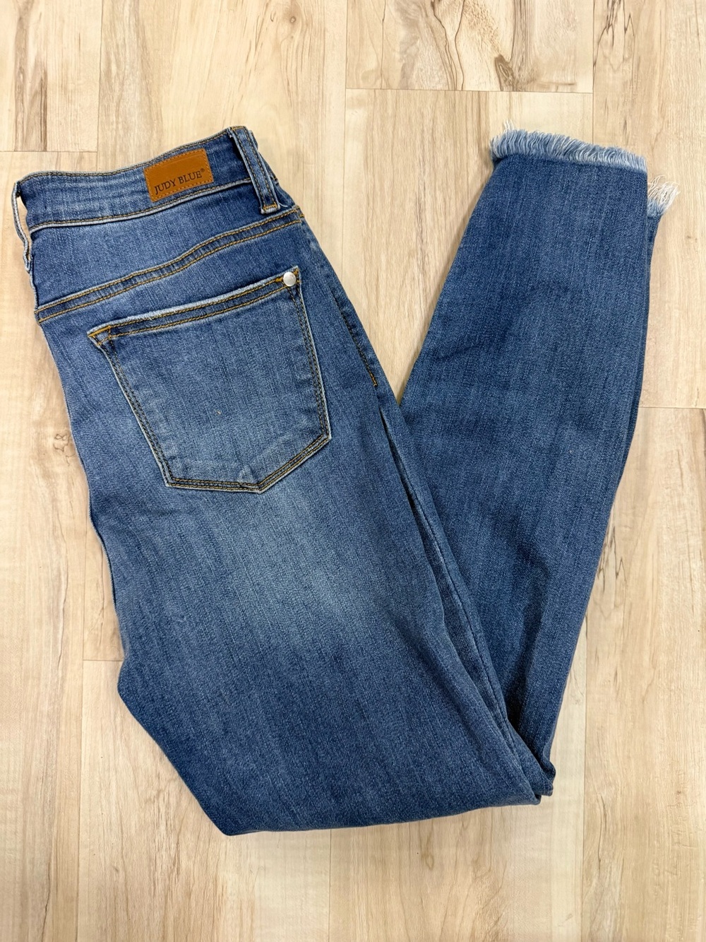 Judy Blue Skinny Fit Skinny Distressed Jeans in Blue Waist 7/28 • LAW028